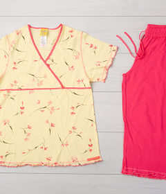 Vienetta Secret VS 04 Жіноча піжама футболка та бриджі молочний/червоний