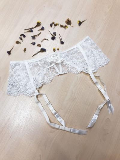 Serenade К5 пояс для чулок молочный