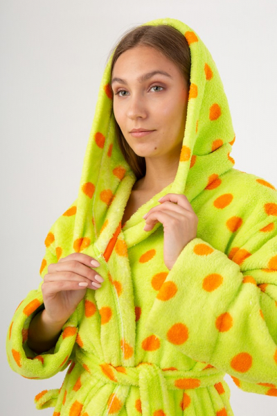 Vienetta Secret VS 032 Махровый женский халат с капюшоном салатовый/оранжевый/горошек