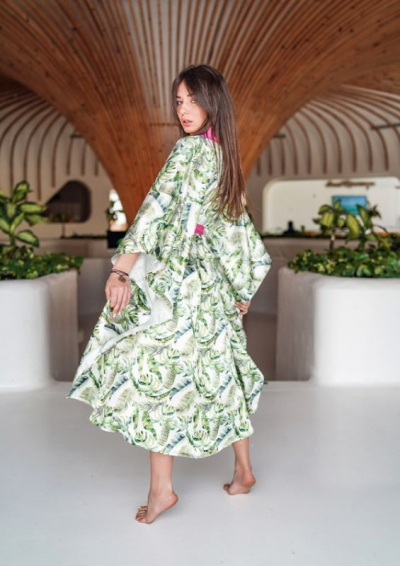 DKaren Flowers DK-PP атласный халат тропический принт зеленый